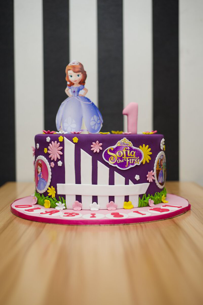 Sophia The first inspired Cake – LHT Bakes & Catering