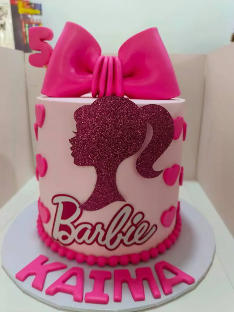 Single Tier Barbie Cake - Fondant Icing