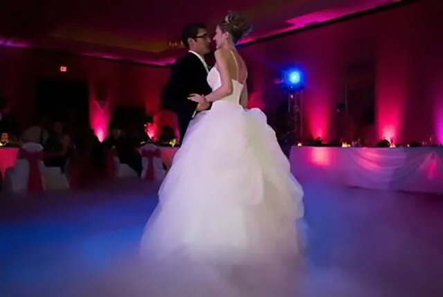 bride and groom on the dancefloor in Green Bay, WI