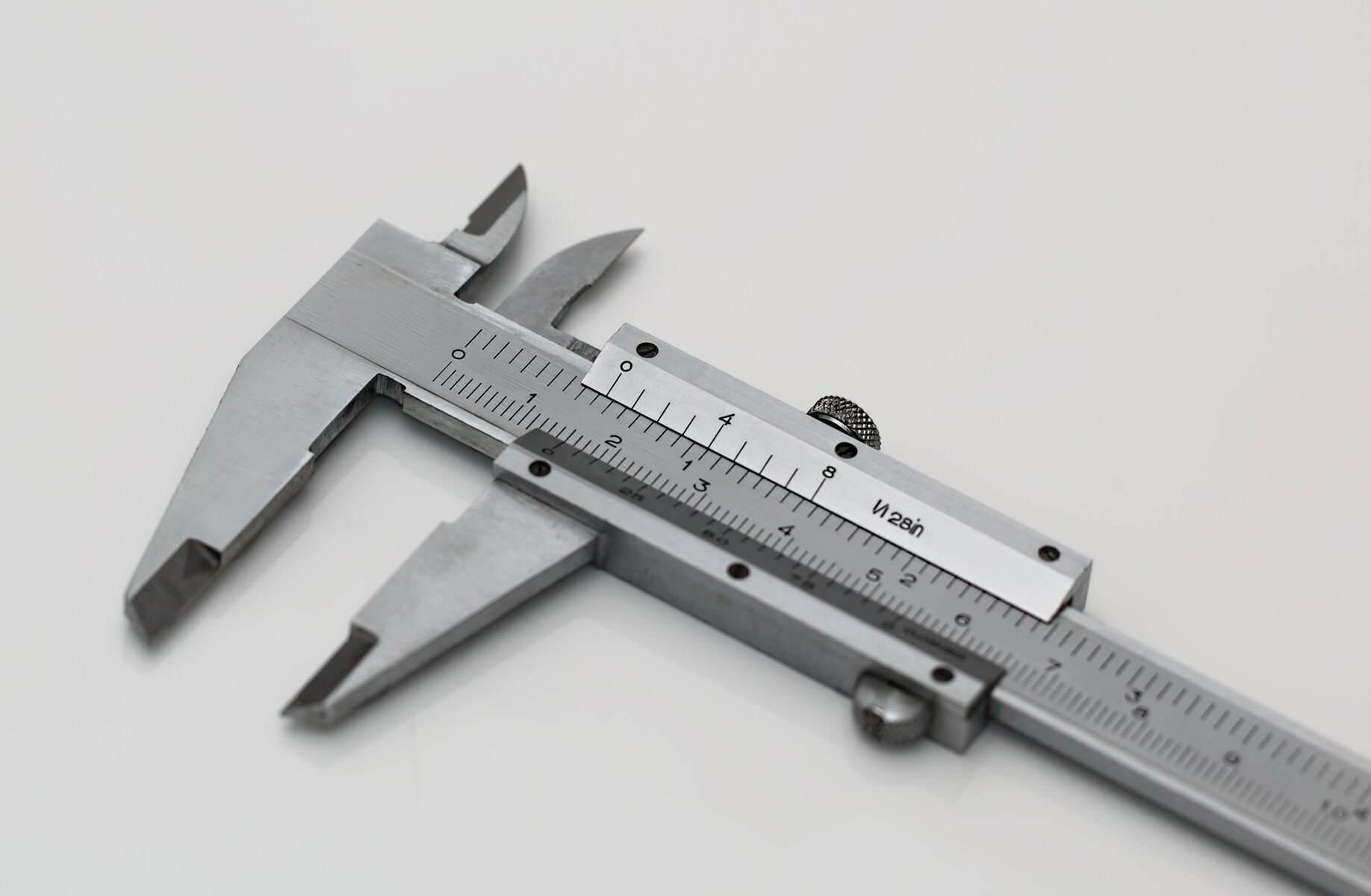 Accurate calibrations for extremely large instruments