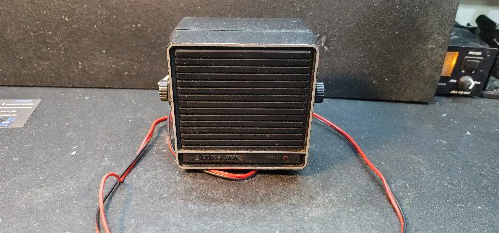Radio shack amplified external speaker