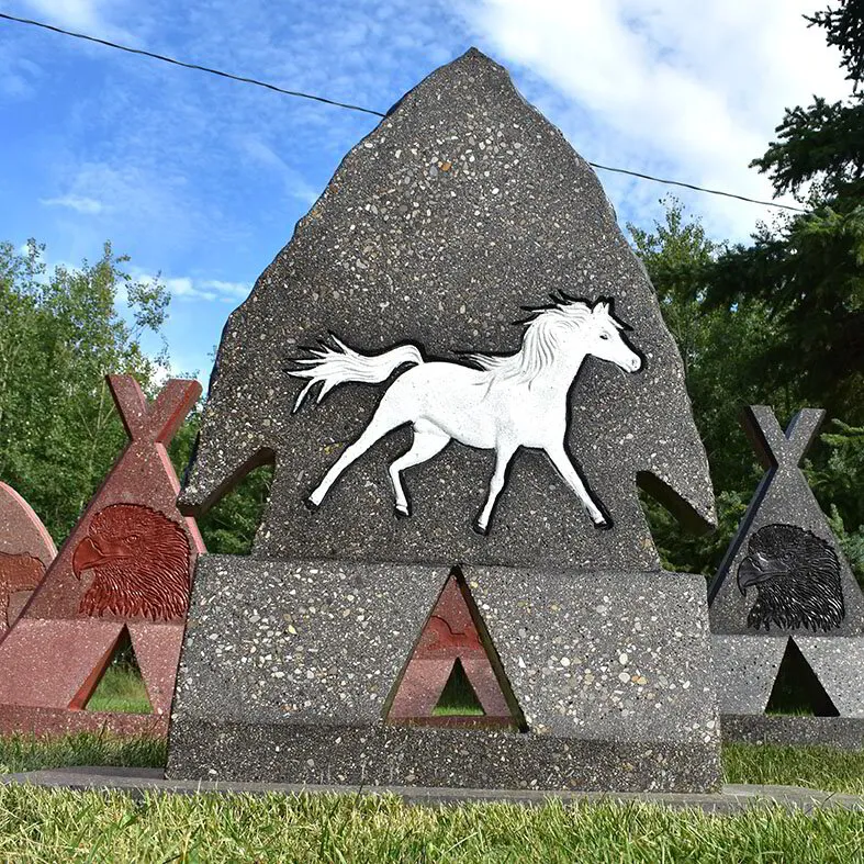 Horse Arrowhead Headstone (New Design)