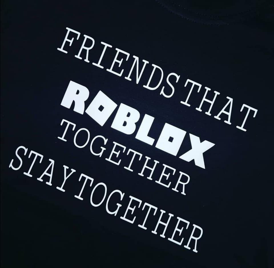 Friends Roblox T Shirt - friends roblox shirt