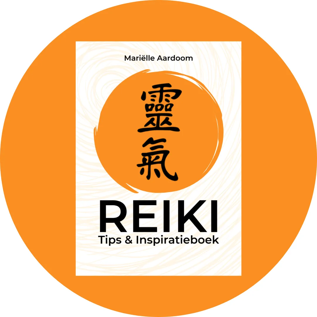 Reiki Tips & Inspiratieboek (met agenda)