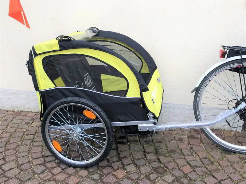 Cart rental for transporting children