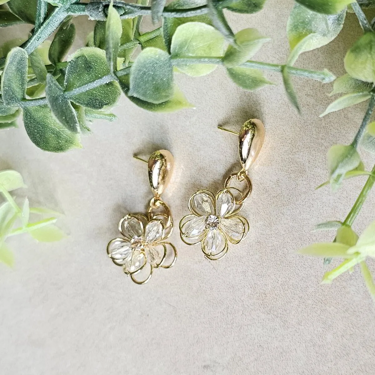 18K Gold Plated Floral Dangle Set with Glass Flower