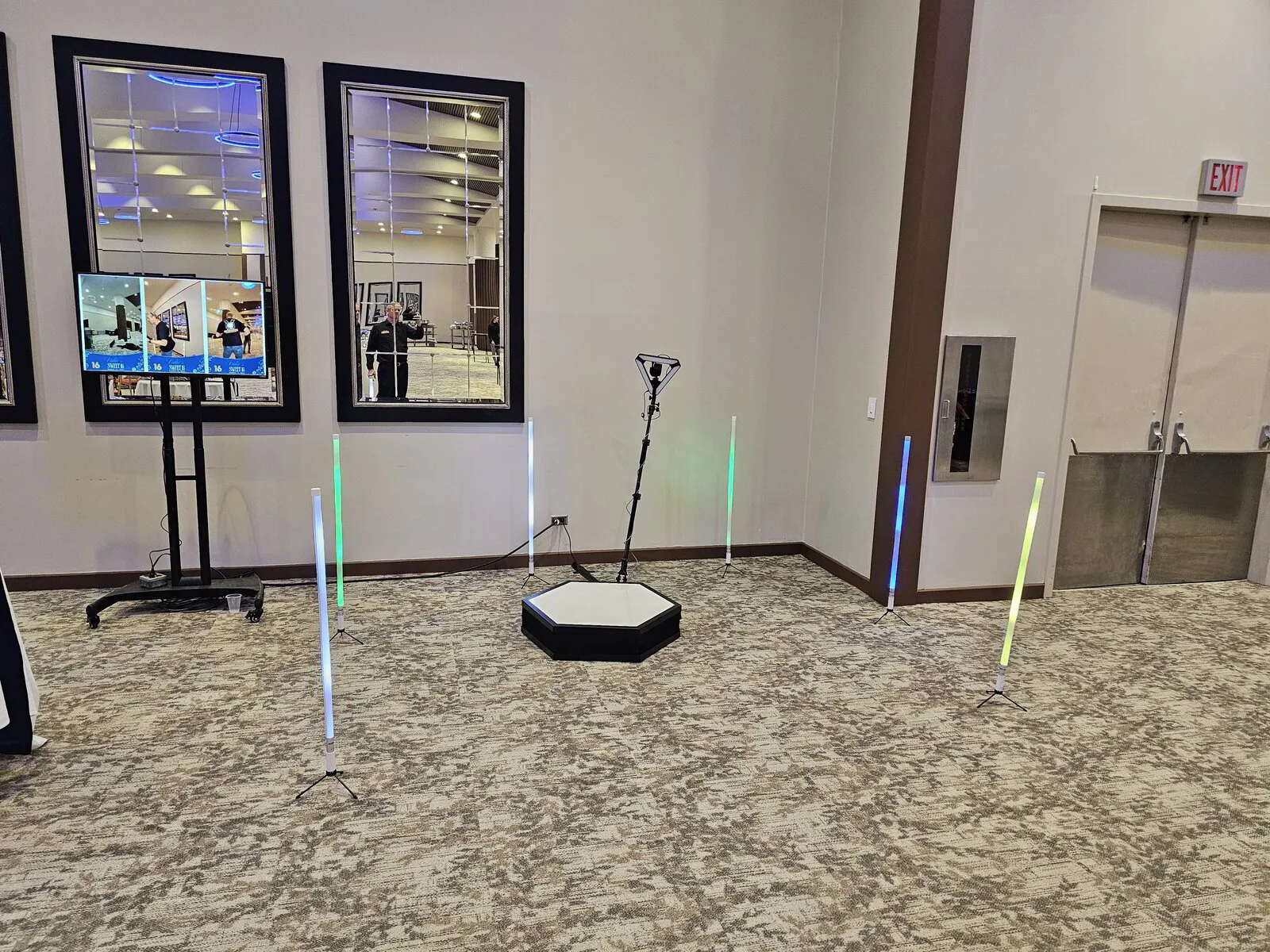 360 Photo Booth Rental | 360 Video Booth | 360 Photo Booth Rental New ...