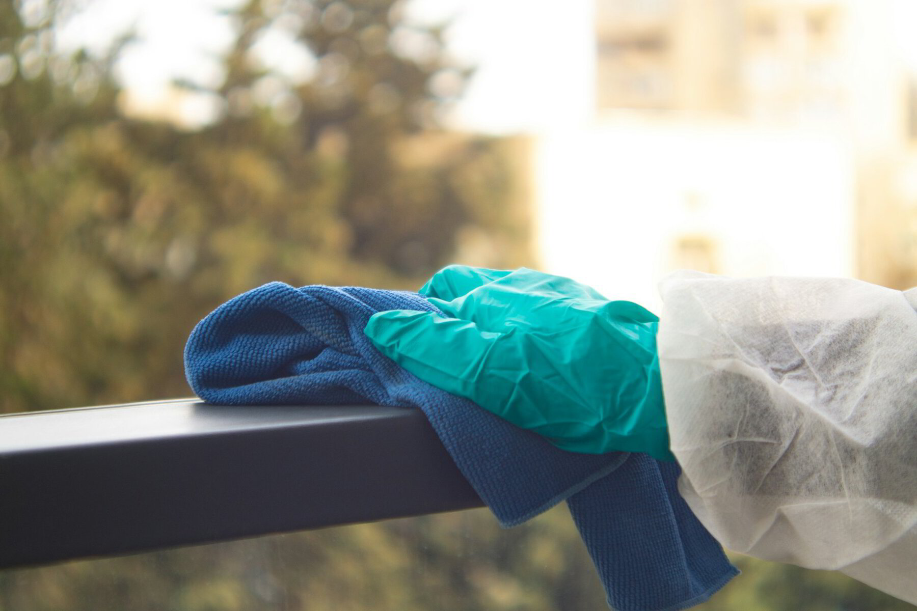 Proper Cleaning Methods For Glass Railing Systems In Duncan