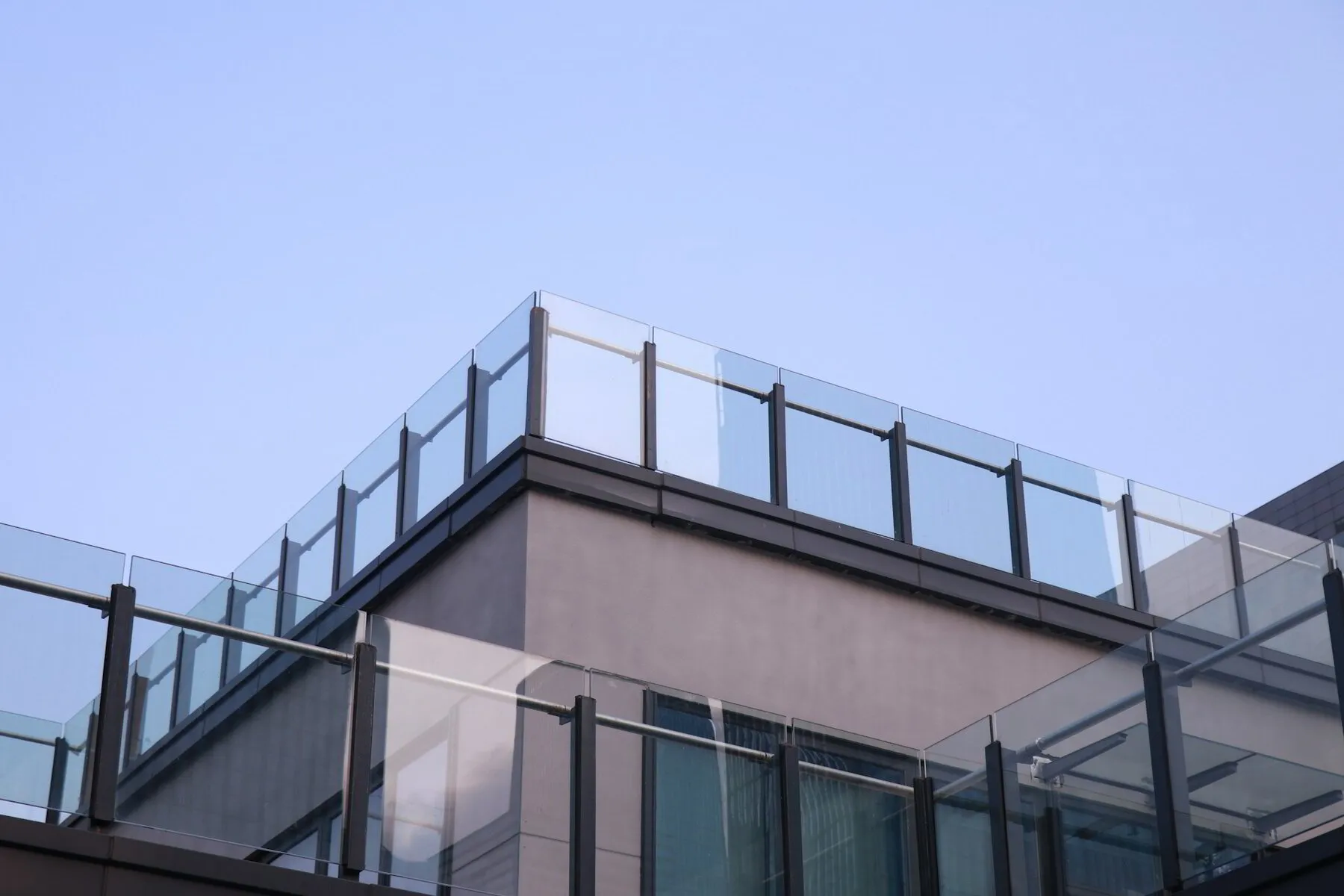 Solving Common Glass Railing Installation Problems In Duncan