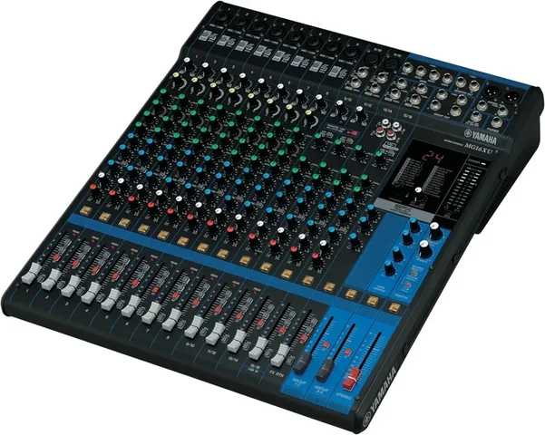 Yamaha MG82CX Analog Mixer