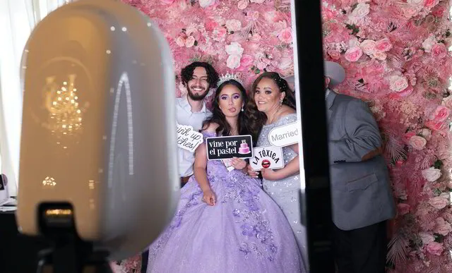 Unik Collective | Premium Photography Studio | Luxury Photobooth portfolio image 4
