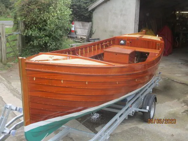 Wooden Clinker Boat Builder
