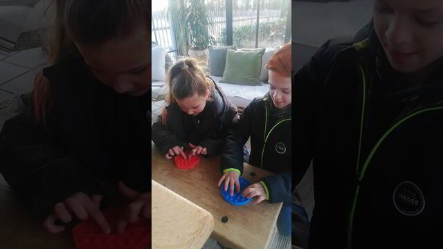 Семейството на Ежко Бежко