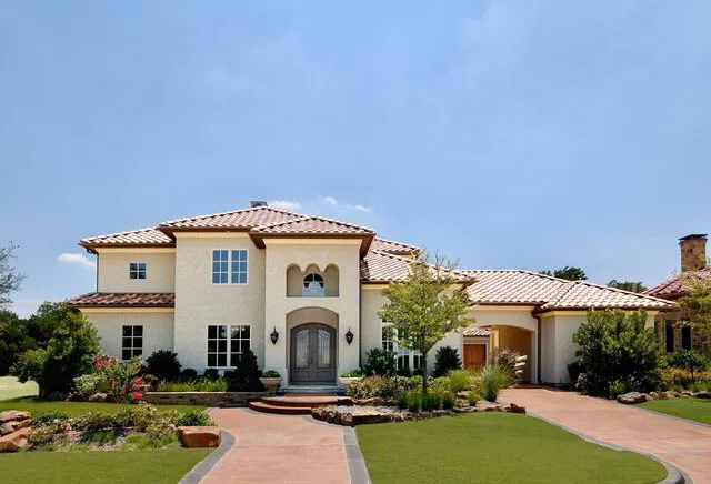 photo of luxury home built in LandPlan’s Shenandoah neighborhood in Cedar Hill, Texas