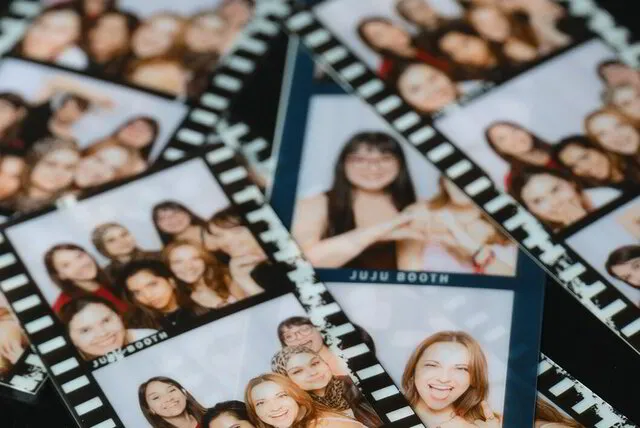 Custom Color Photo Booth Rental by Juju Booth | Juju Booth