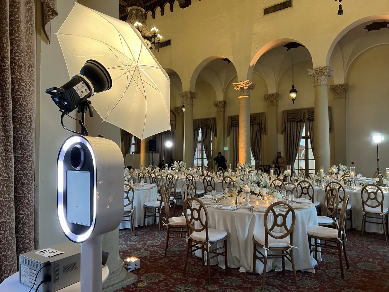 our-favorite-miami-wedding-venues-for-stunning-photo-booth-setups