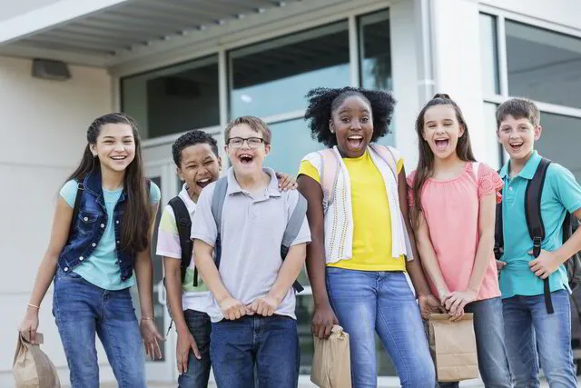 Middle School students smiling and having fun at Discovery Christian School in Effingham IL