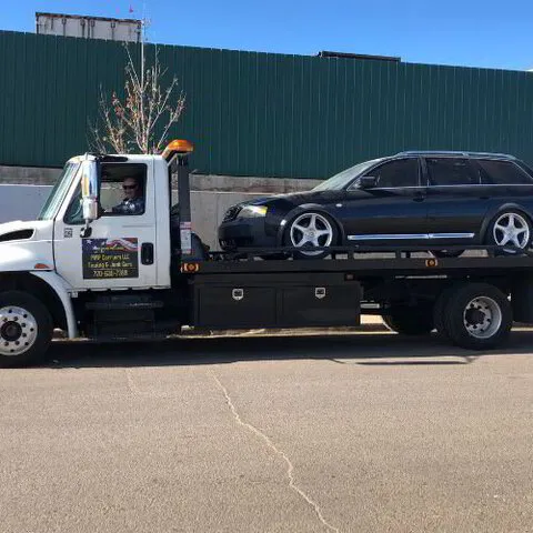 Car and Truck Tow Services for the greater Denver area