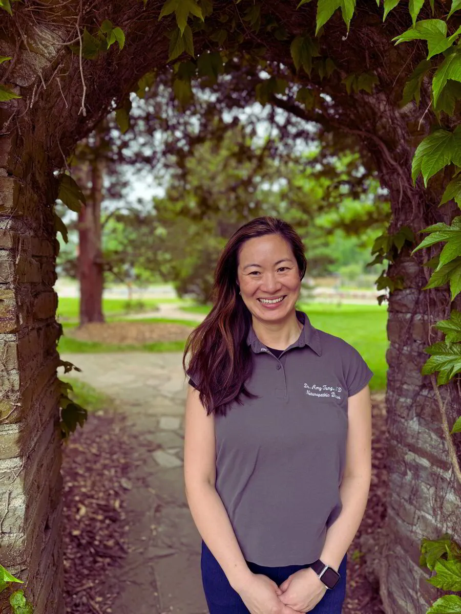 Amy J. Tung, ND