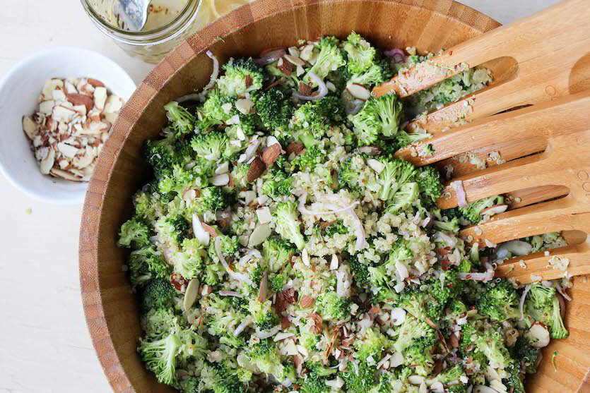 Make-Ahead Broccoli & Quinoa Salad