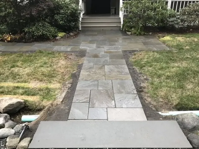 Beehive Stone Masonry | Dry Set Dimensional Flagstone Entryway