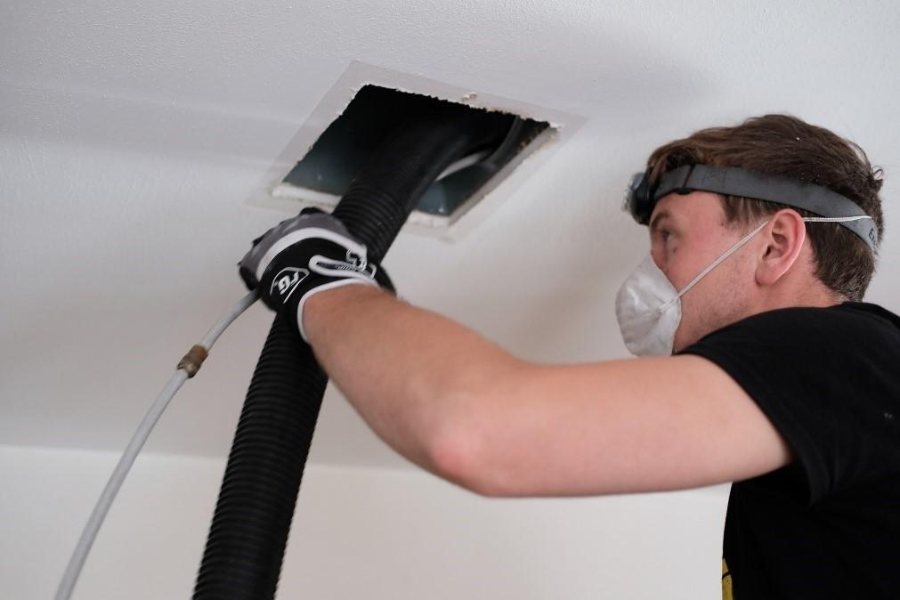 8 Things You Need to Know Before Hiring an Air Duct Cleaning Company | Air &