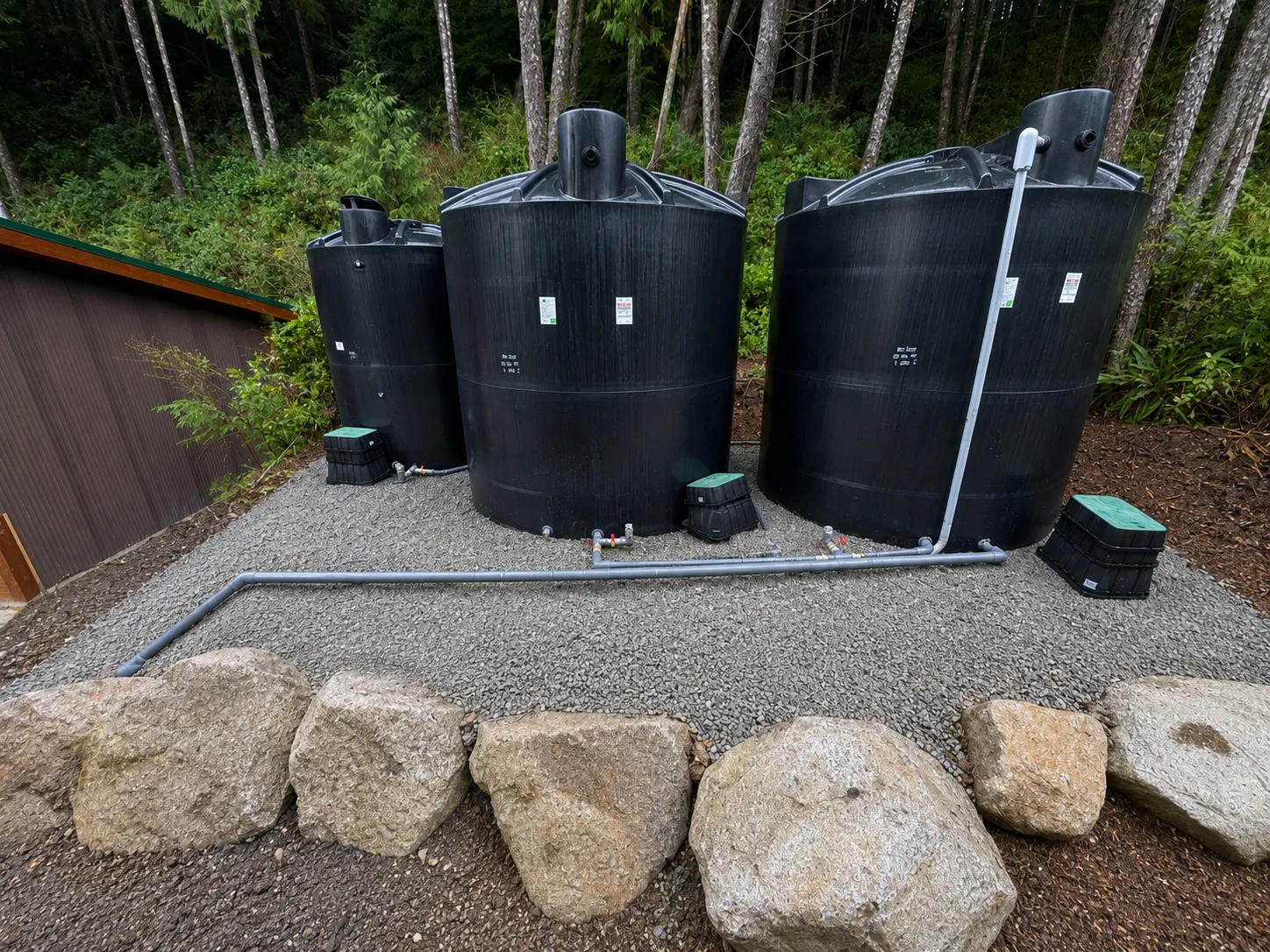 WELL PUMPS & CISTERNS