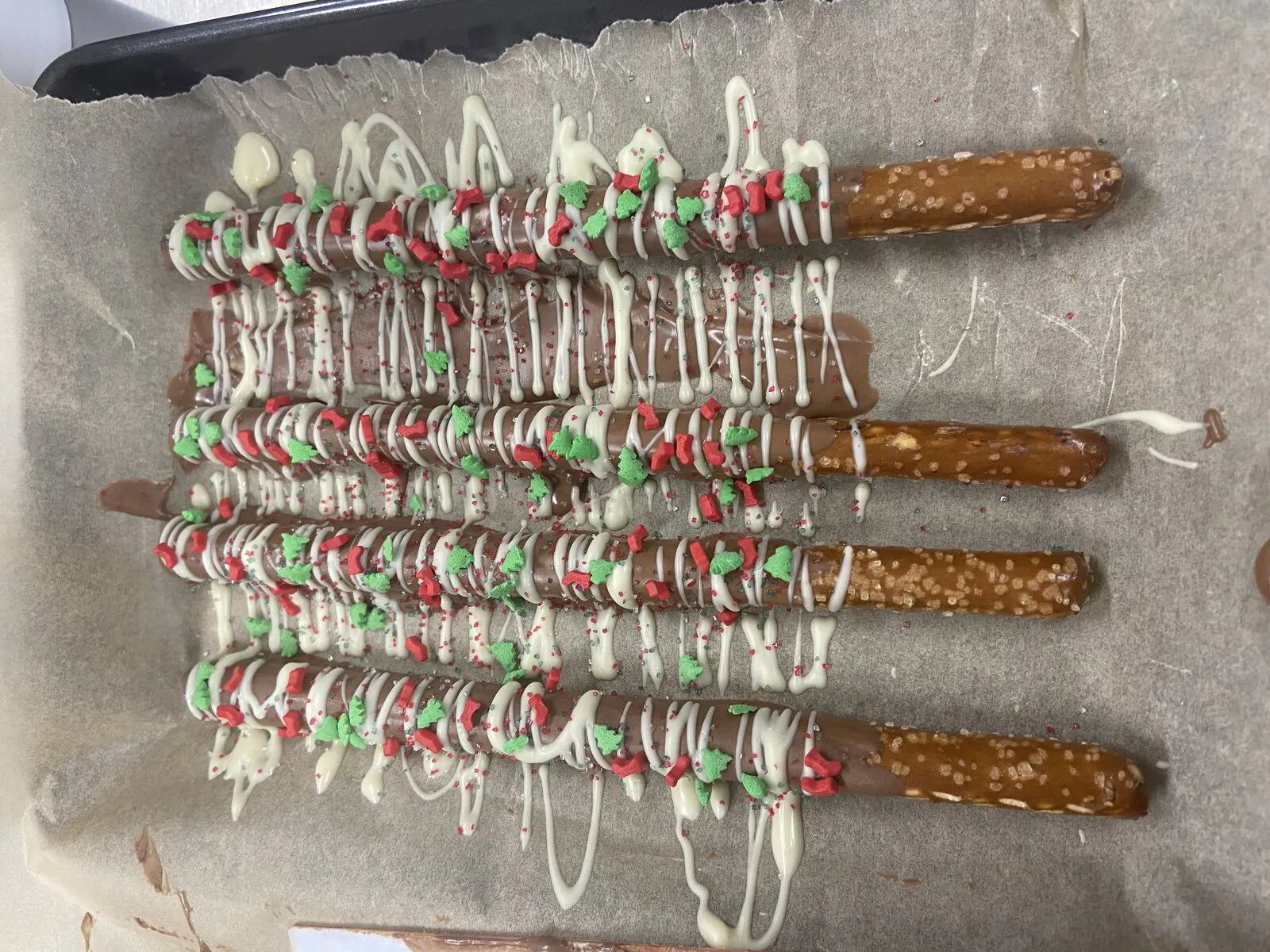 Gluten & Gluten Free Dipped Pretzel Rods