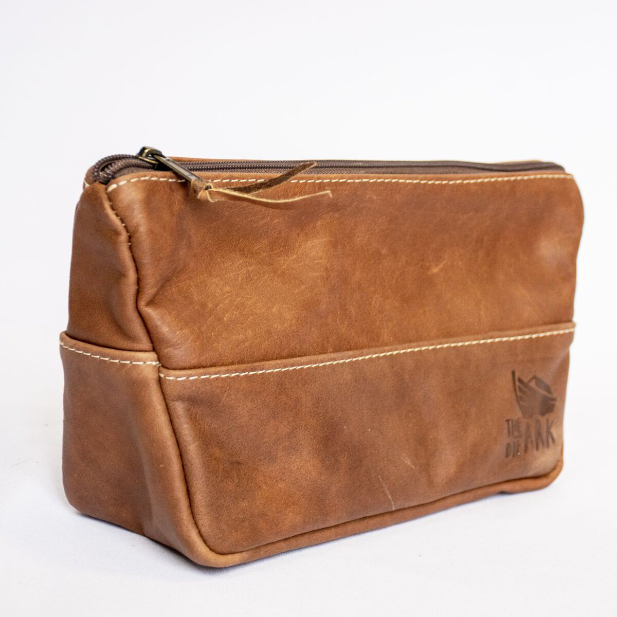 Ladies leather hot sale wash bag