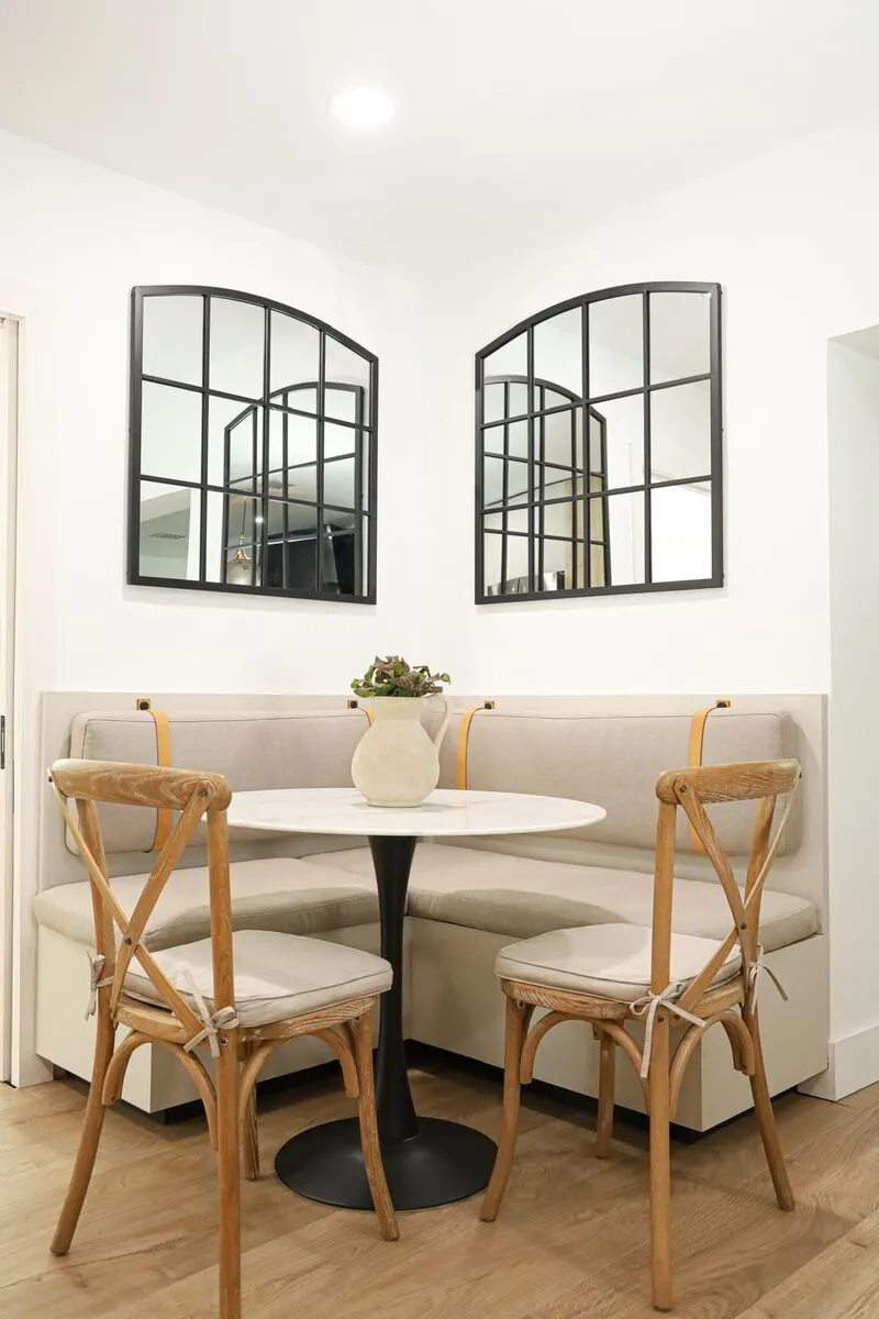 Contemporary Kitchen Remodel in Pinecrest, FL by AM1 PROJECT - Kitchen Remodeling / High End Woodwork project photo