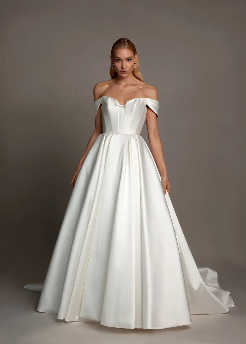 emerald green prom dress a line Ellie Wilde Tiered Long A-Line Prom Dres EW35119 Emerald / 00 main image 1