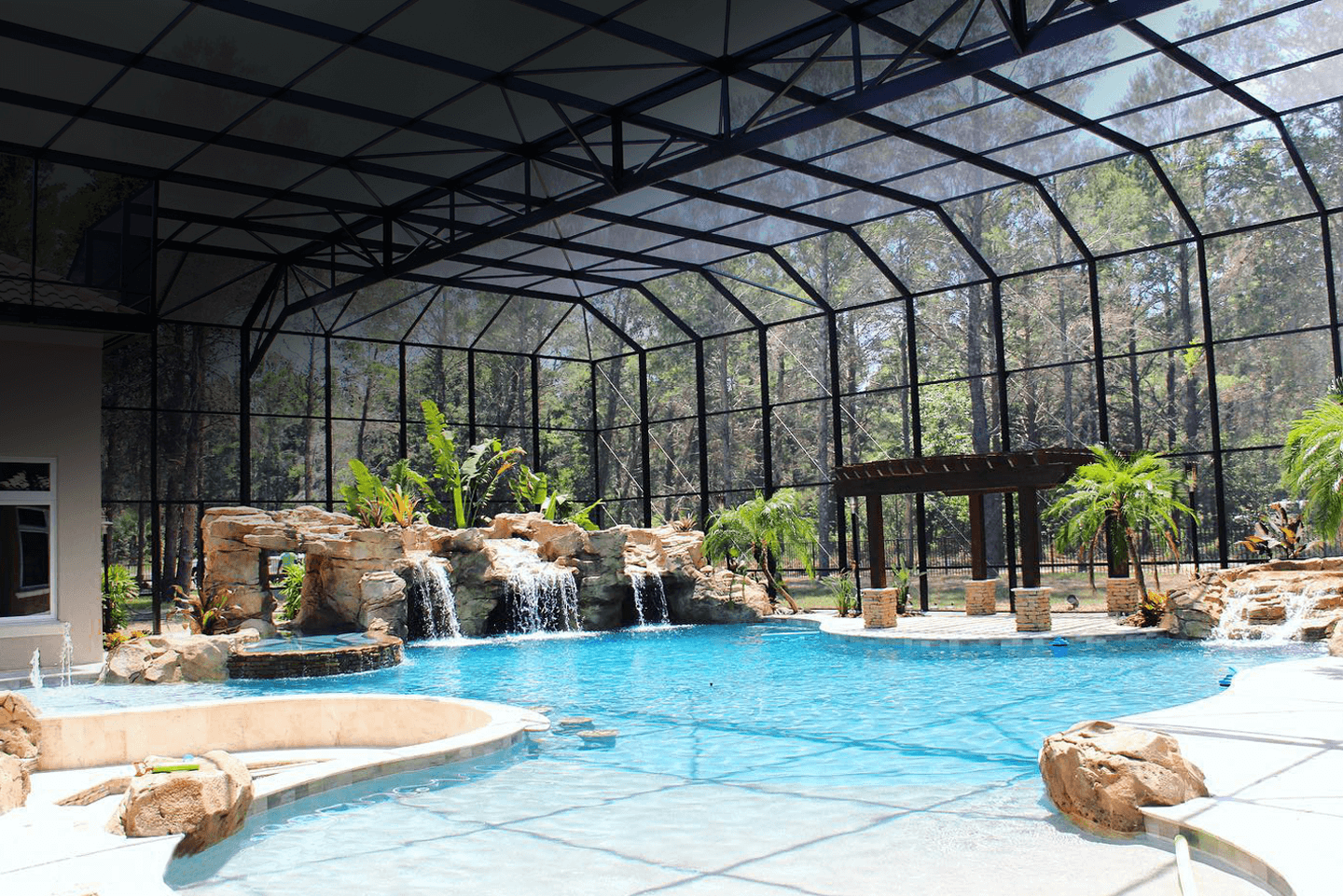 Lanai Screens Enclosures in Orlando with Armstrong Aluminum