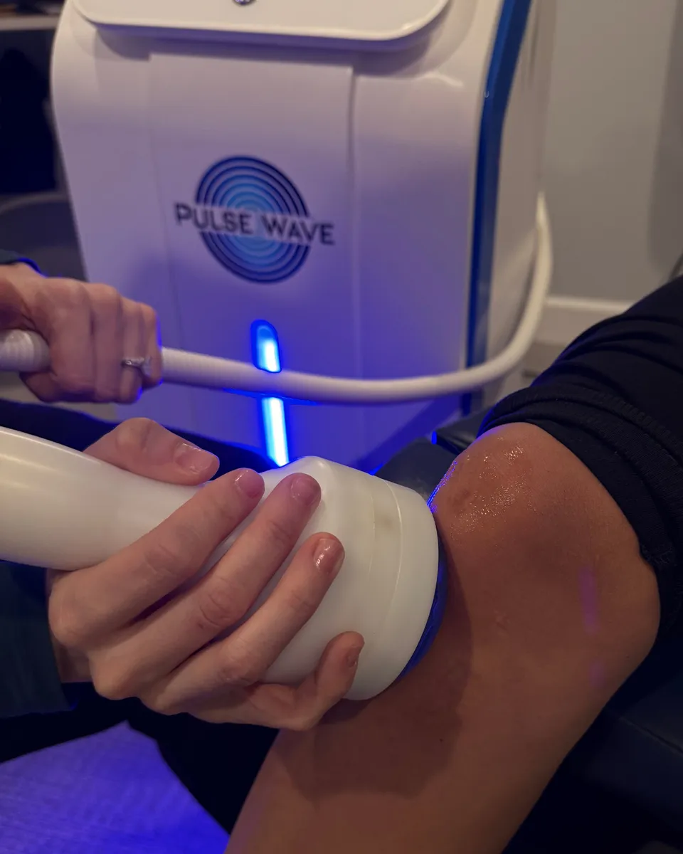 Shockwave Therapy in Delafield, WI | LiveFree Health