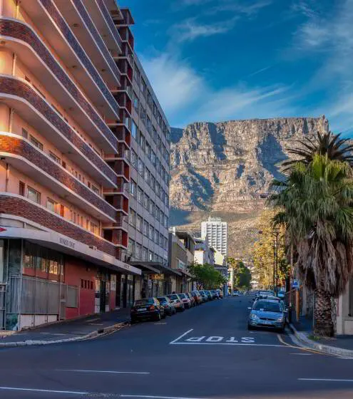 Safety tips when you're on the street in Hout Bay