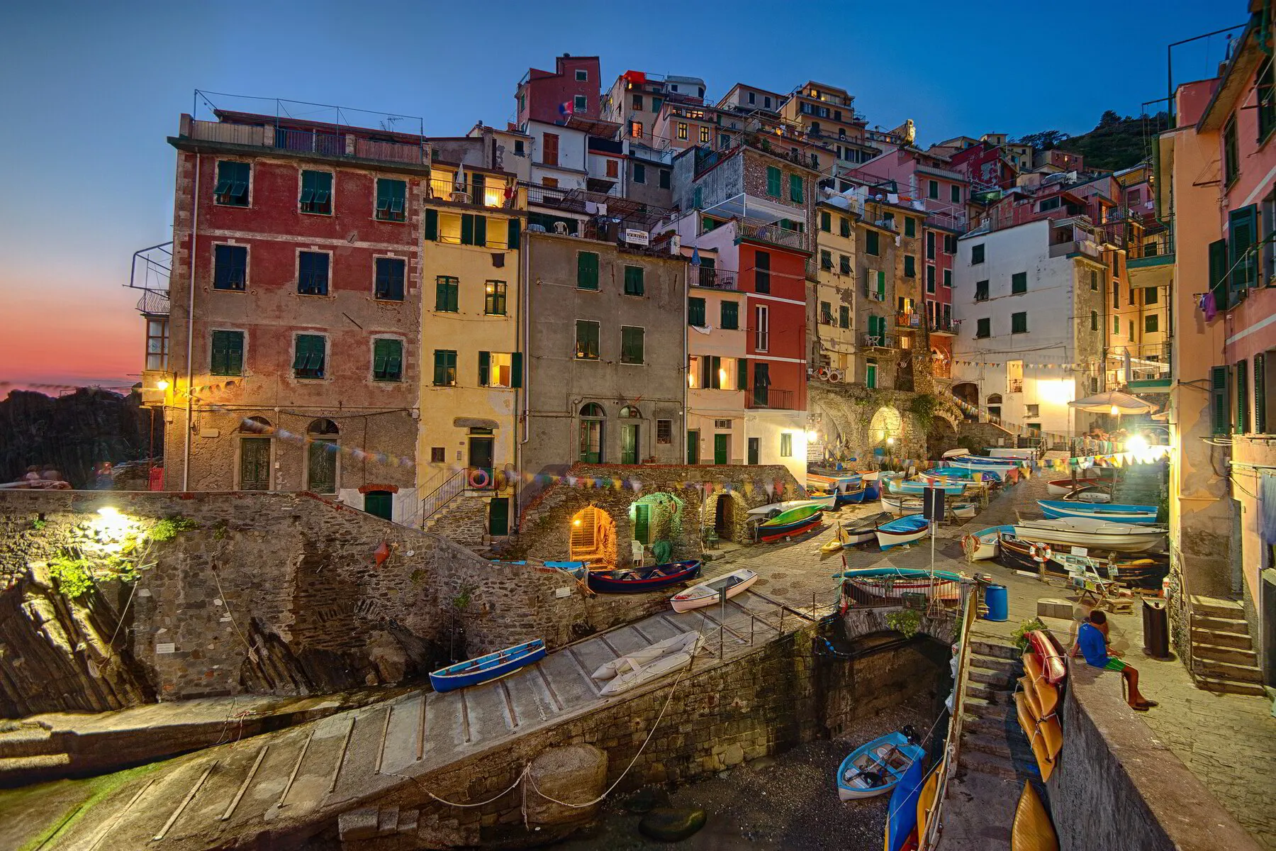 Podróż do Cinque Terre: przepiękne miasteczka Riomaggiore, Manarola i Vernazza