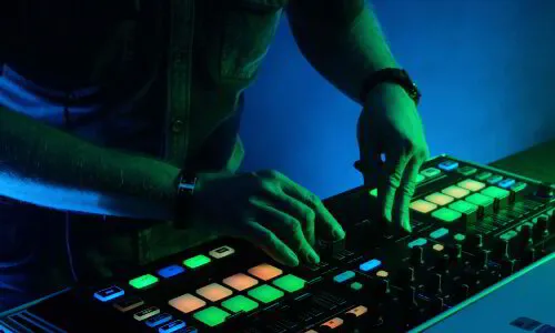 DJ huren met geluid en licht