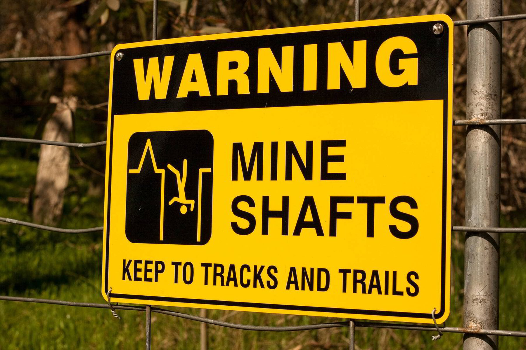 what-is-a-mine-shaft-an-underground-miner