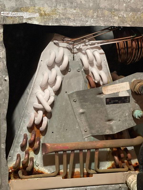 Need a Quick Fix for AC Freezing Up? We Got You! DIY Home Comfort