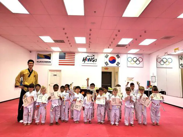 Master Hong's World Champion Taekwondo: Martial Arts in The Woodlands