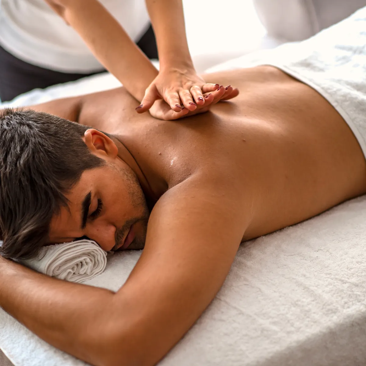 masaje de relajación muscular, transporte de oxígeno y eliminación de toxinas