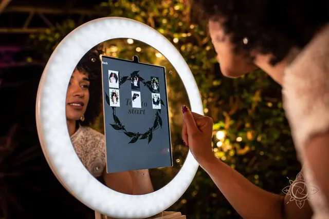 inflatable photo booth - customize screen animation