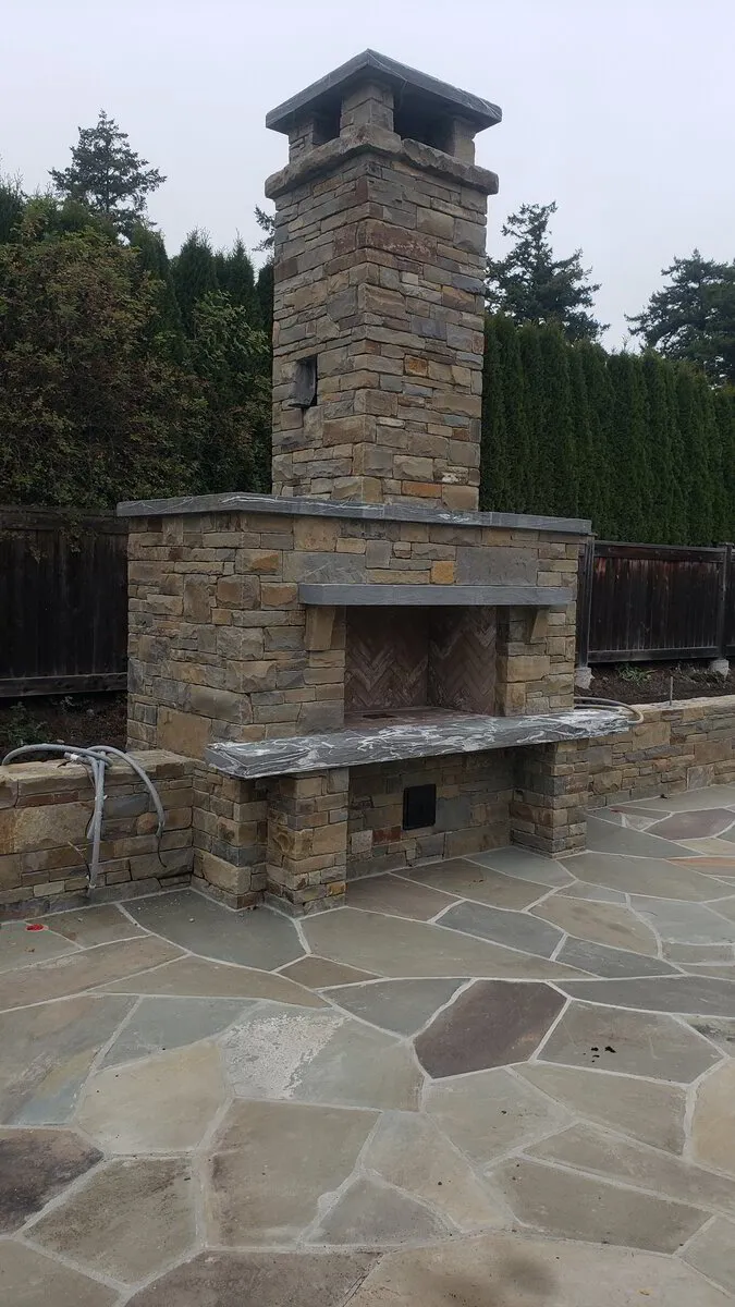 Outdoor Fireplace BBQ