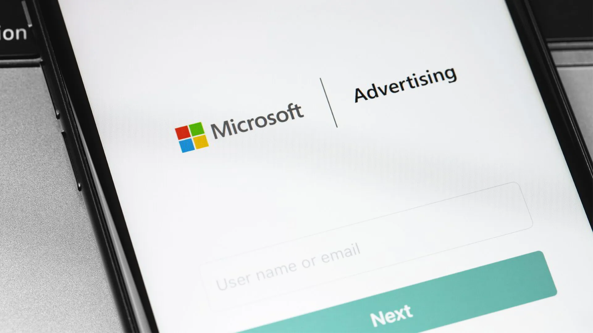 How to use Microsoft Advertising Intelligence to build your keywords list?