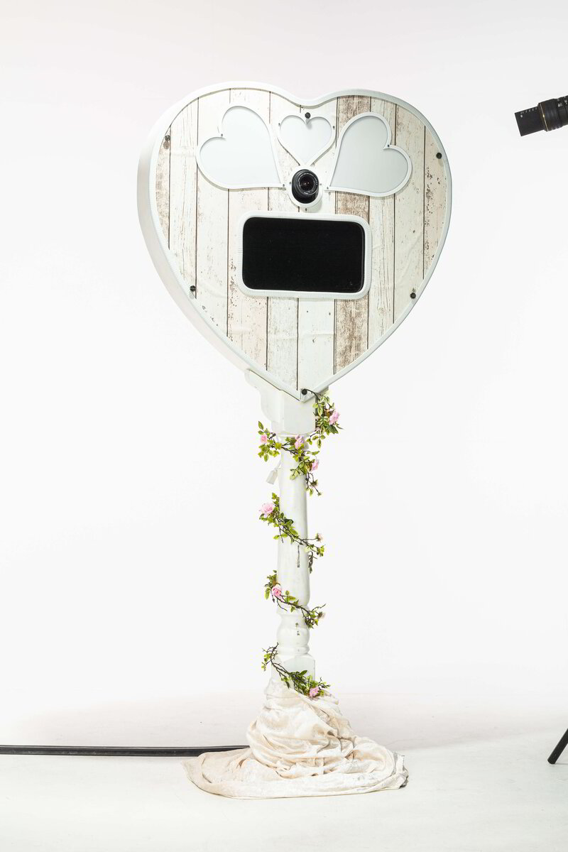 Love Heart Photo Booth Hire Directors Cut Photobooth