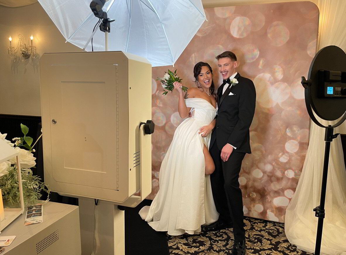 Wedding Photo Booth Rental Portland Oregon | Wedding Photo Booth