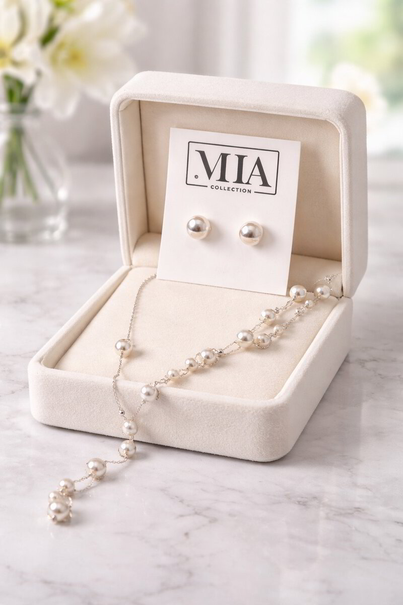 Сребърен комплект с естествени перли Laura