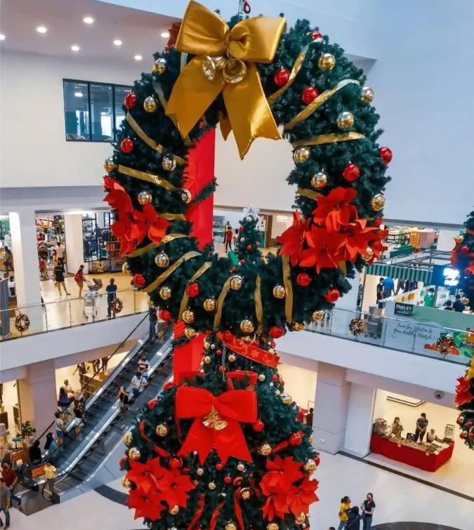 Ideas for interactive christmas displays