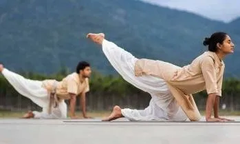 Isha Upa Yoga