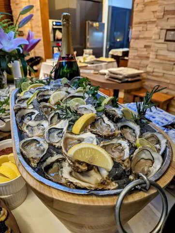 Oysters and Seafood Live Station Bar