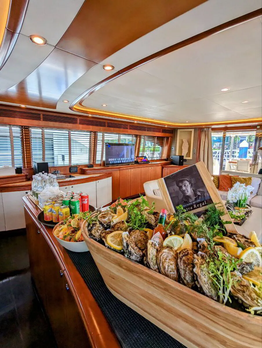 Luxurious Super Yacht Dining Menu | 10 guests